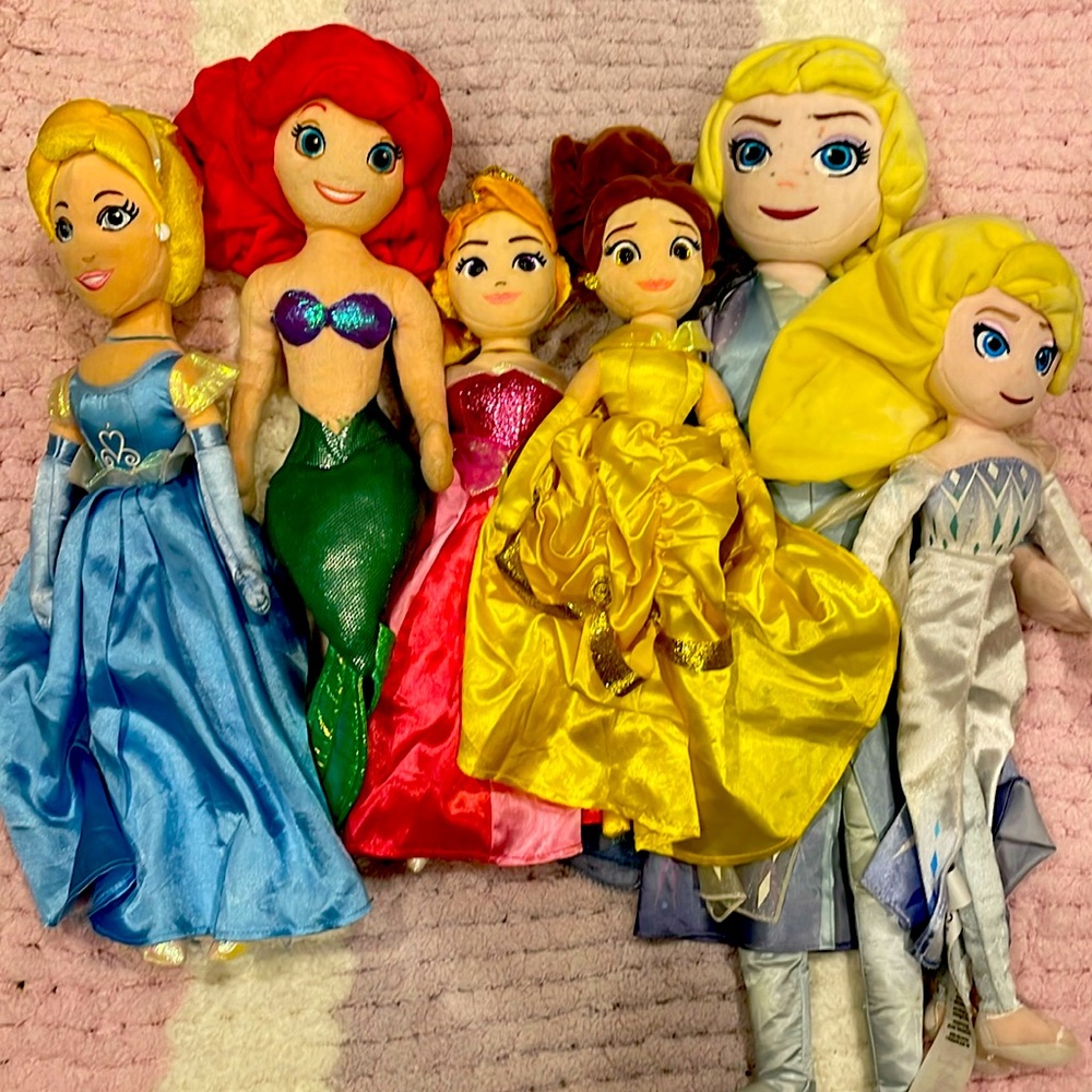 Collection of cuddly, stuffed Disney princesses